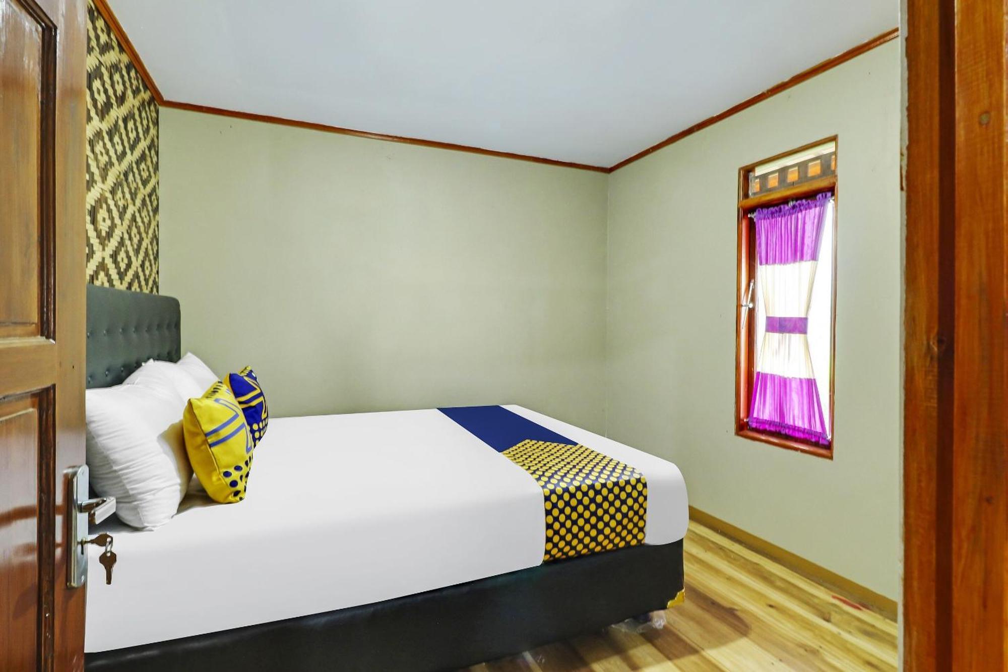 OYO Homes 90956 Desa Wisata Guranteng Pendjalu Bagian luar foto