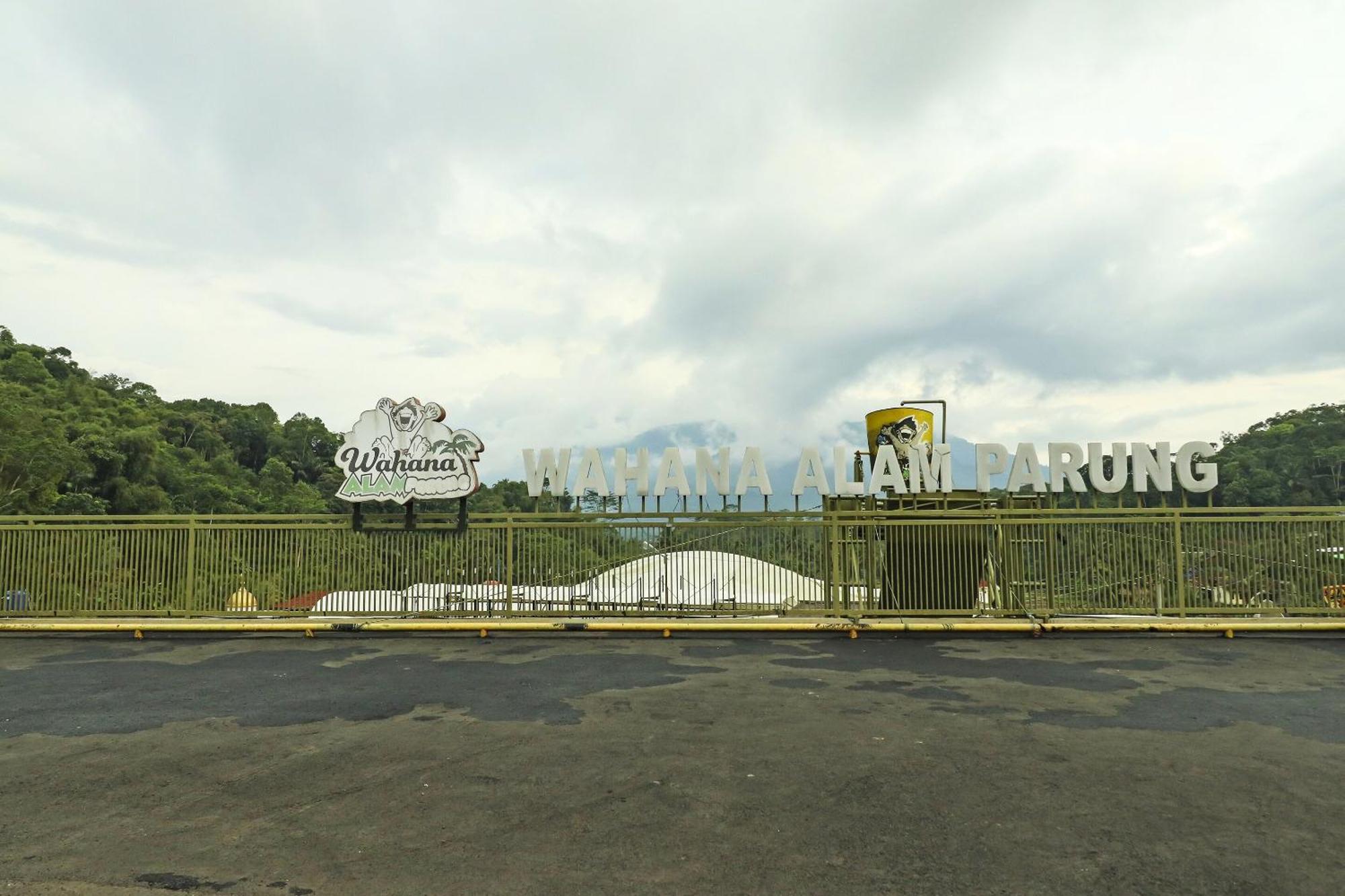 OYO Homes 90956 Desa Wisata Guranteng Pendjalu Bagian luar foto