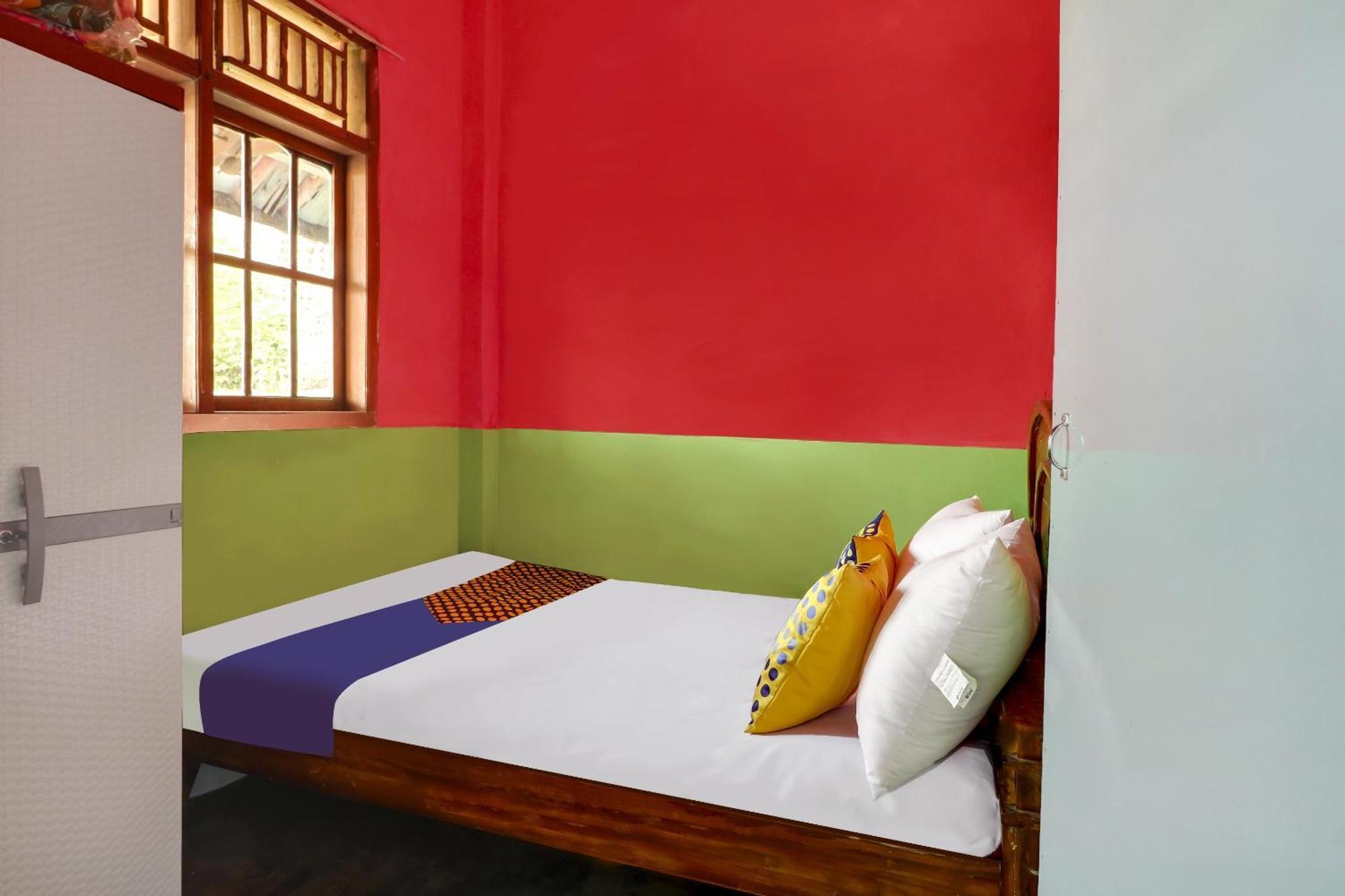 OYO Homes 90956 Desa Wisata Guranteng Pendjalu Bagian luar foto